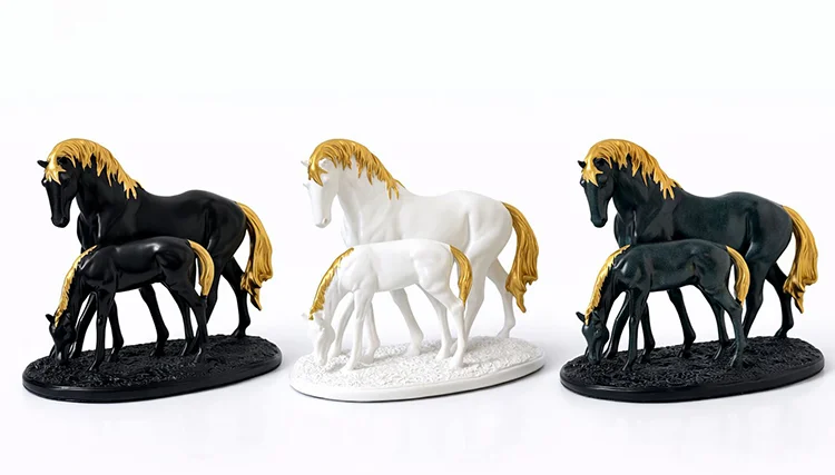 Polyester Yavrulu At Figürü Alk1629