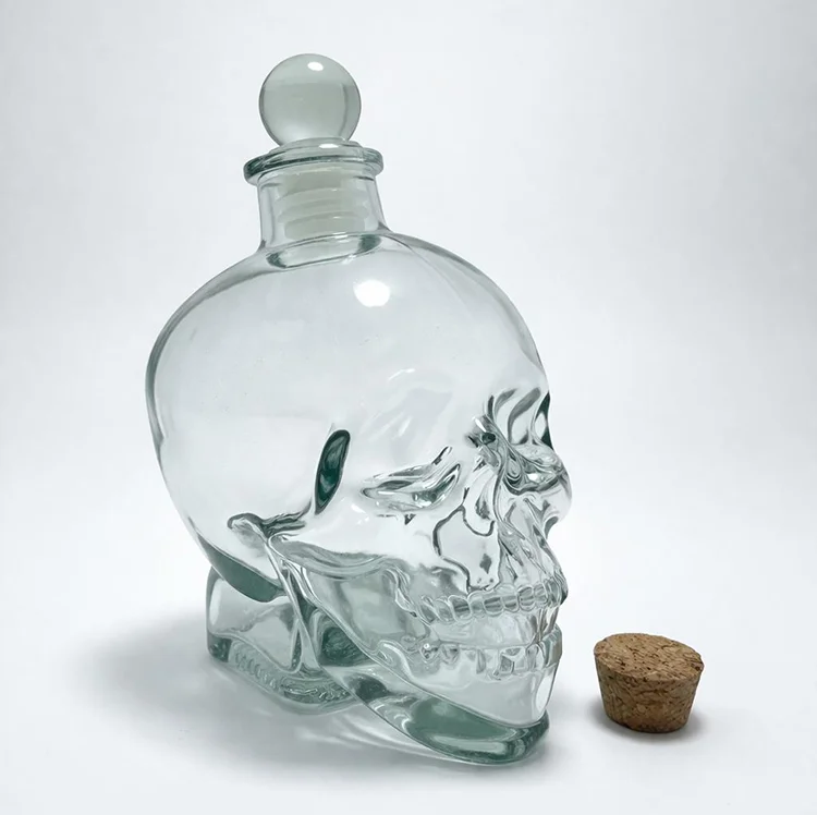 Cam Kurukafa İçki Şişesi 14 Cm Alk2155