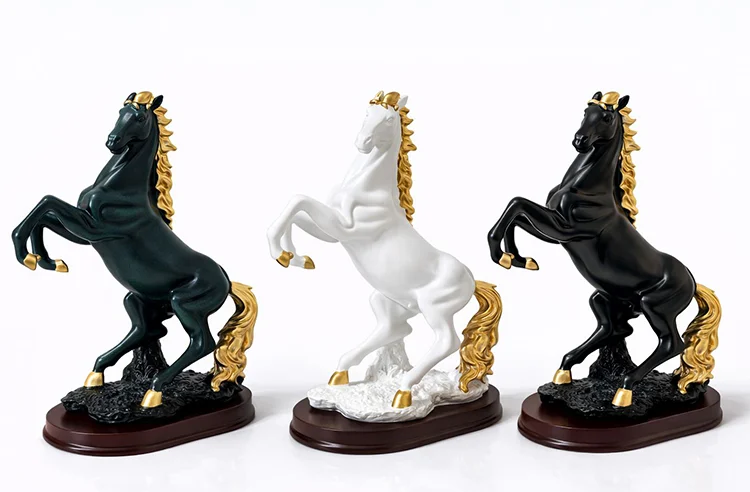 Polyester Şahlanmış At Figürü Alk1622