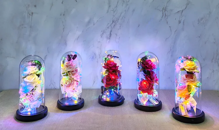 Işıklı Müzikli Cam Fanus İçinde Romantik Gül  Alk5004