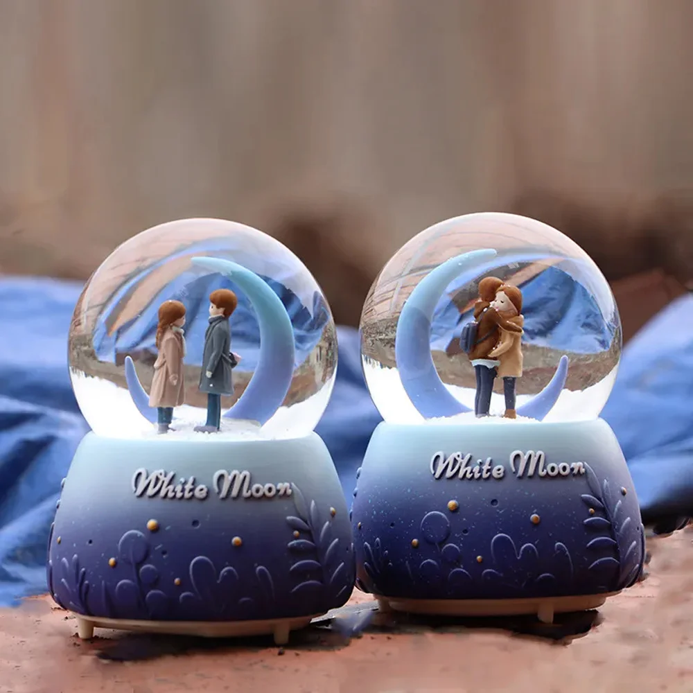 Toptan Pilli Işıklı Kar Küresi