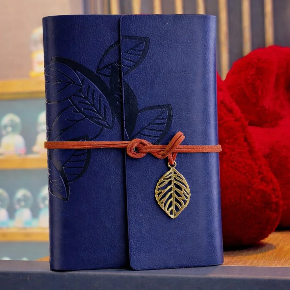 Toptan Lacivert Deri Yaprak Desenli Defter