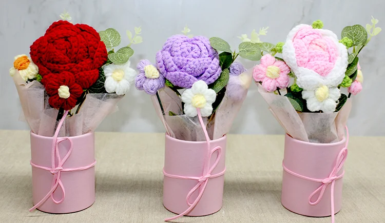 El Örgüsü Saksida Gül Buketi Alk4966