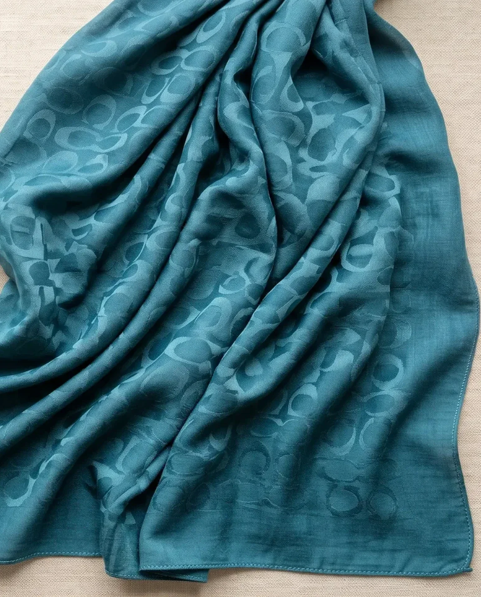 Nukra Jakarlı Pamuk Şal Halka Desen Zümrüt Yeşili 70 x 190 cm
