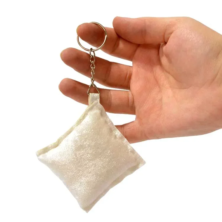 Anneye Mini Yastık Anahtarlık — Küçük Sürpriz